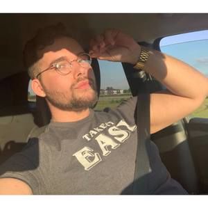 Meet your Posher, Anthony